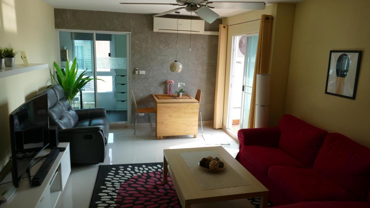 Sundowner Sukhumvit Appartement Bangkok Buitenkant foto